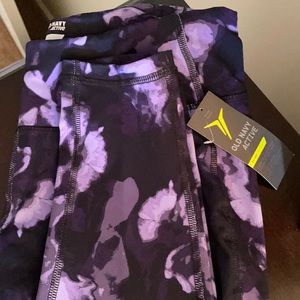 Old Navy Active Full Length. NWT